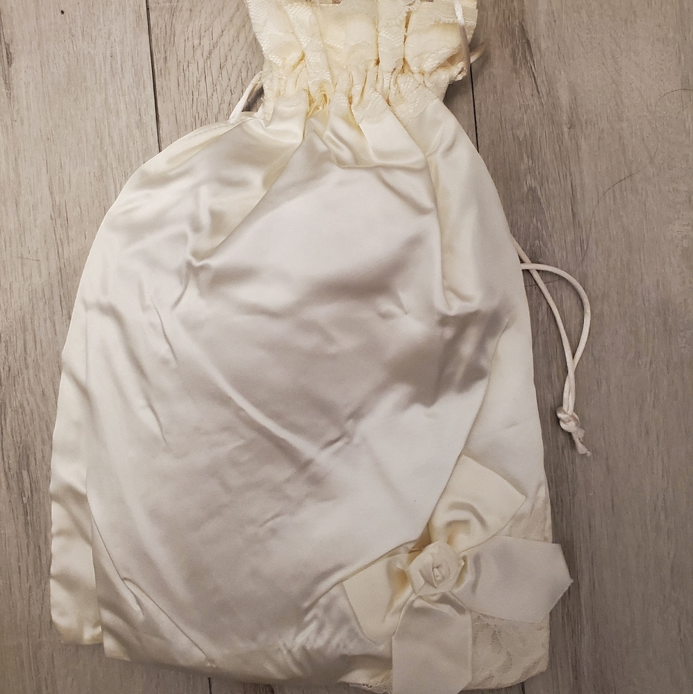 New Keepsake bag with drawstring